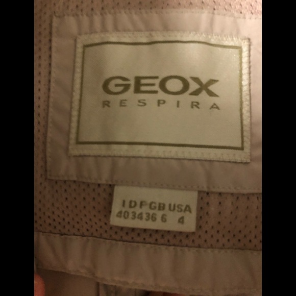 GEOX RESPIRA Jacket size 4 🦋WINDBREAKER Made in ITALY Women’s classic - Picture 8 of 15
